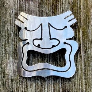 Vintages Rebajes Sterling Tragedy Mask Face Handwrought brooch 2"